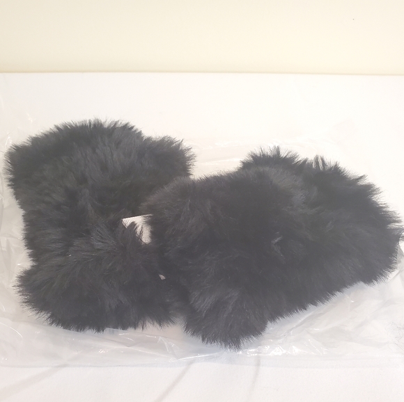 NWT$70 Surell Faux Fur Knit Texting Fingerless Gloves Mittens - Picture 10 of 10